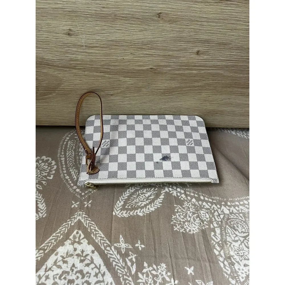 Louis Vuitton Neverfull MM Pouch Wristlet Damier Azur